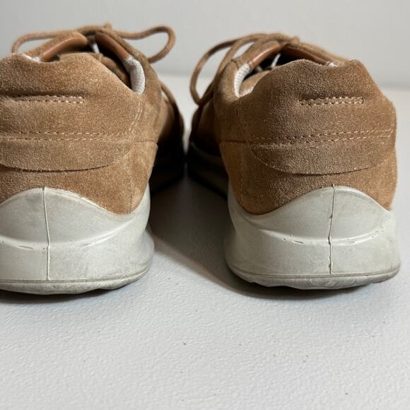 ECCO sneakers tan suede lace up comfortable walking shoes arch support - Sz 8 - Picture 4 of 8